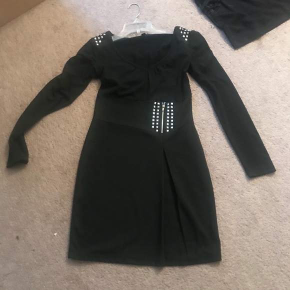 Dress - Picture 2 of 2